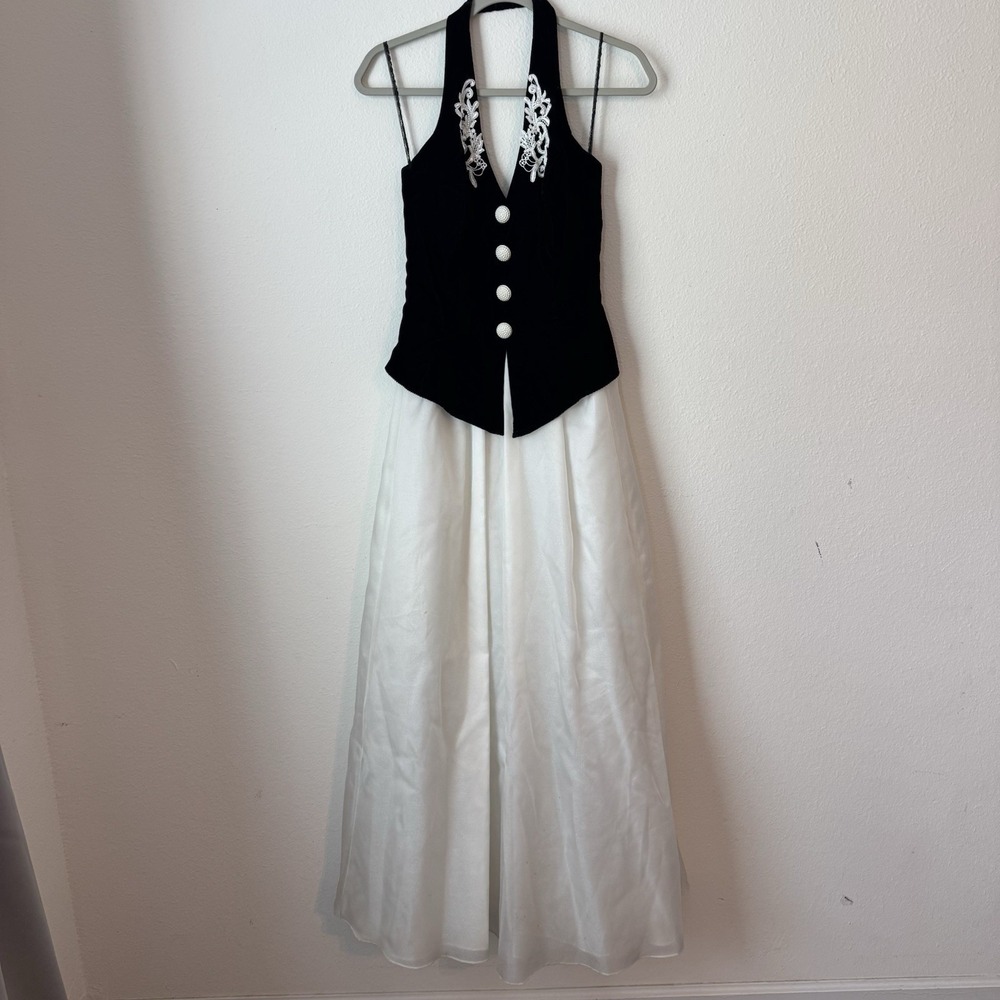 Vintage 90s White & Black Halter Gown Size 5/6 Gothic Bride Homecoming Dress